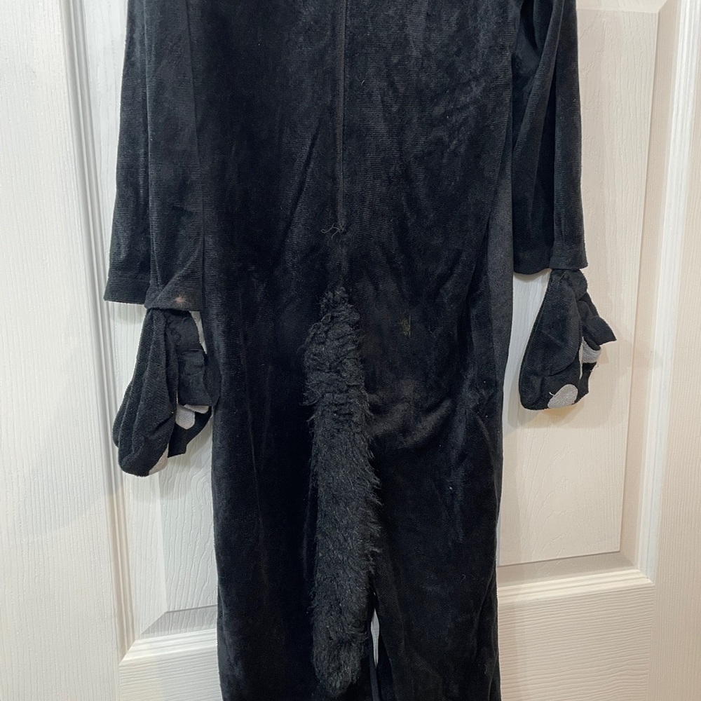 Black Hooded Costume with Gloves - Picture 4 of 5